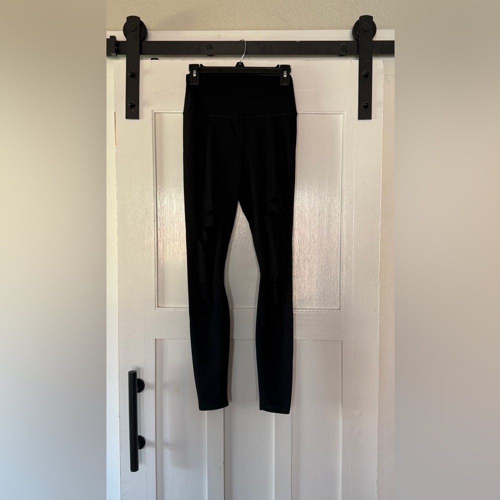 Alo High Waist Ripped Warrior Legging